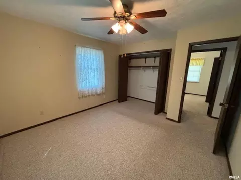 Bedroom - 962 Red Stripe Rd, Sandoval, IL 62882 photo 1 of 3
