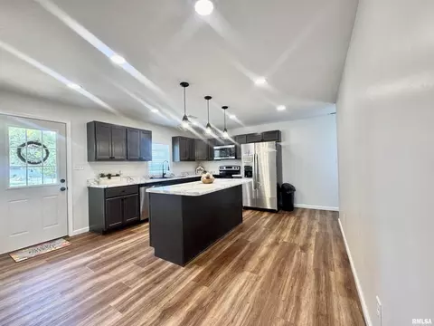 309 W Main St, Ewing, IL 62836 photo 13