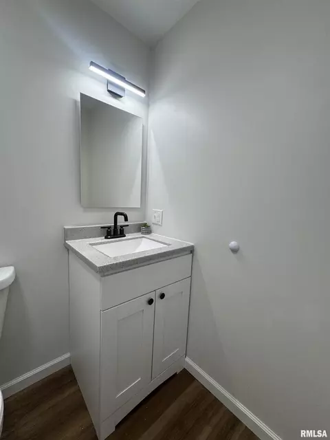309 W Main St, Ewing, IL 62836 photo 31
