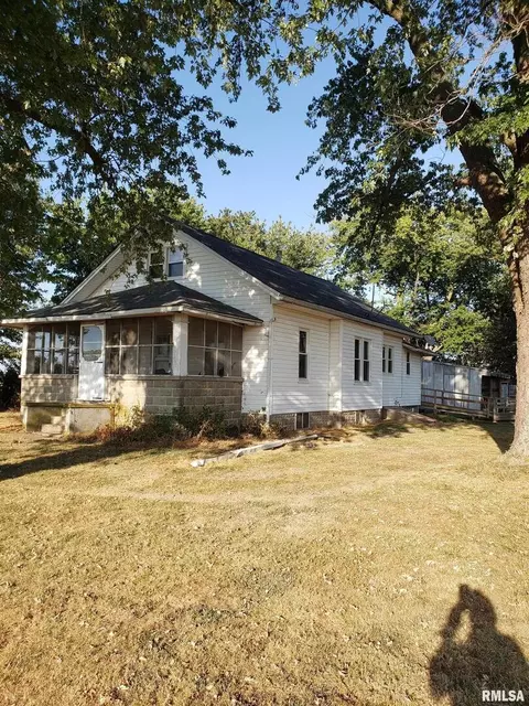 18018 State Route 127 Hwy, Carlyle, IL 62231