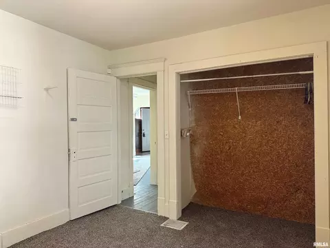 Bedroom - 313 Castleton Ave, Mount Vernon, IL 62864 photo 3 of 6