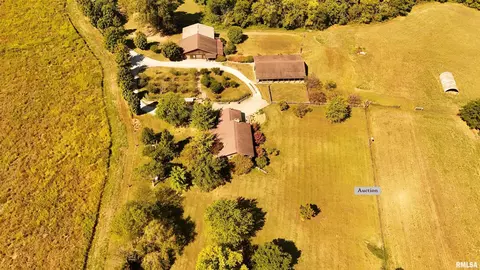 1640 Milligan Hill Rd, Alto Pass, IL 62905