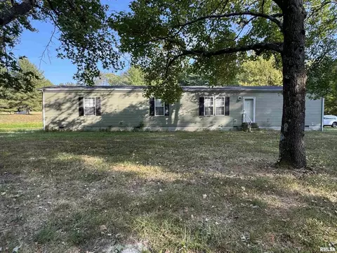 916 Paul Ice Rd, Murphysboro, IL 62966