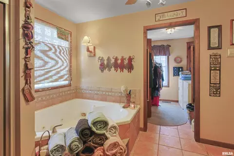 11939 Cochran Rd, Marion, IL 62959 photo 13