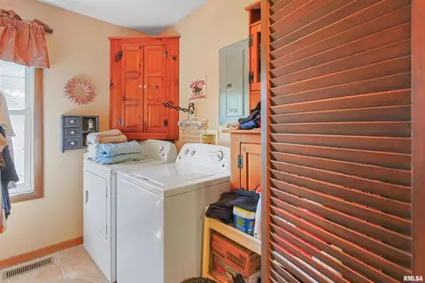 11939 Cochran Rd, Marion, IL 62959 photo 14