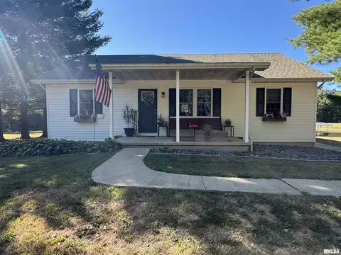 11675 E Radio Tower Rd, Mount Vernon, IL 62864