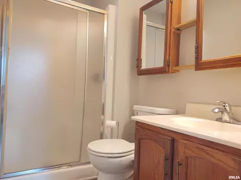 110 Stork St, Anna, IL 62906 photo 21