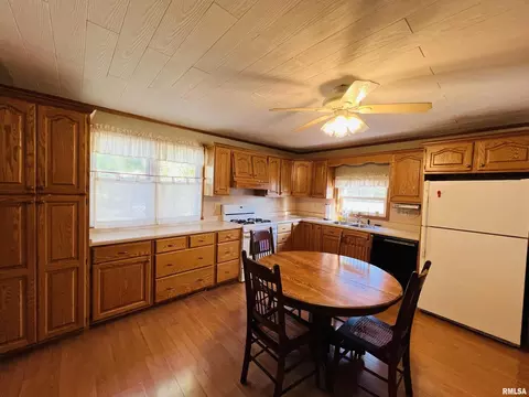 1810 S Highway 142 Hwy, Eldorado, IL 62930 photo 28