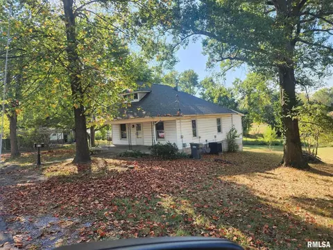 803 Ridge St, Carterville, IL 62918
