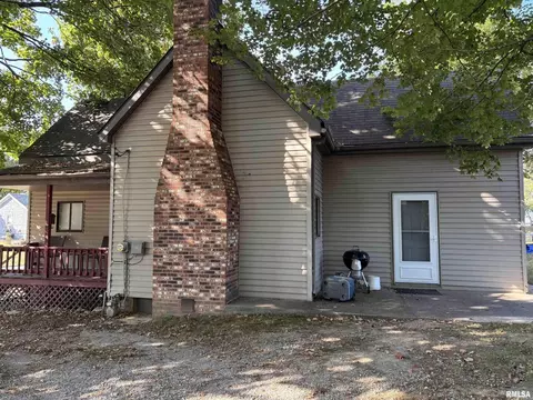 119 Warren St, Anna, IL 62906 photo 5