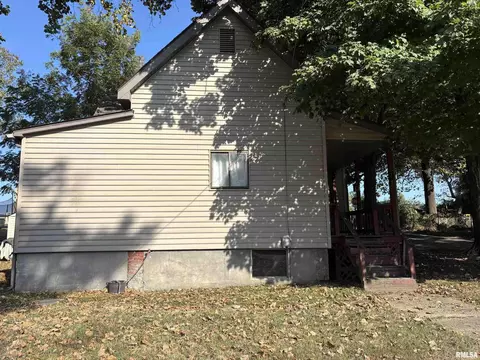 119 Warren St, Anna, IL 62906 photo 10