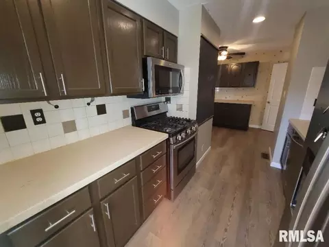 12152 E Meadows Dr, Mount Vernon, IL 62864 photo 25