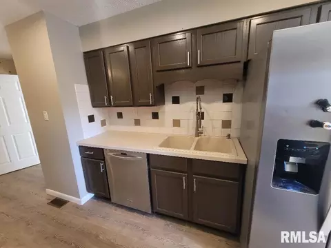 12152 E Meadows Dr, Mount Vernon, IL 62864 photo 27