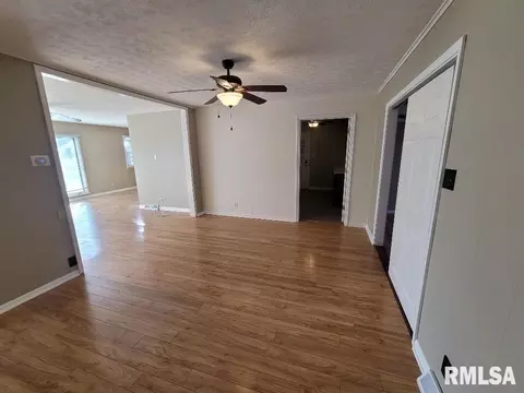 12152 E Meadows Dr, Mount Vernon, IL 62864 photo 21
