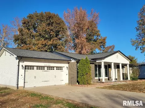 12152 E Meadows Dr, Mount Vernon, IL 62864 photo 6