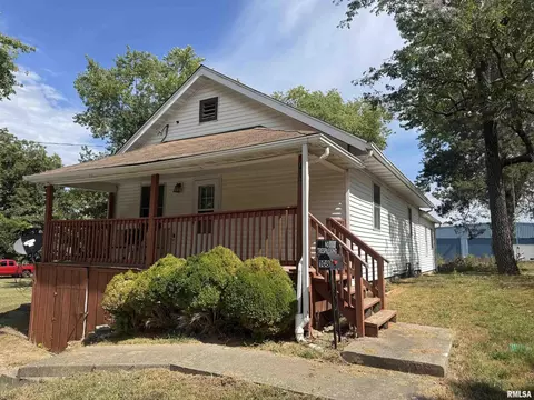 108 East Ave, Anna, IL 62906