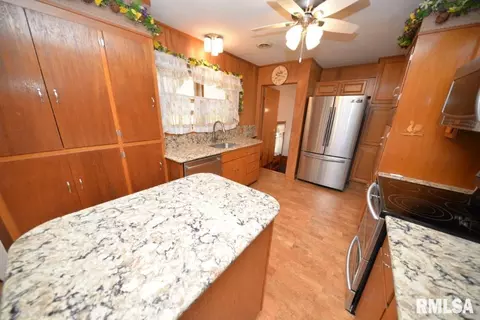 11455 E Richview Rd, Mount Vernon, IL 62864 photo 21