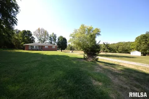 11455 E Richview Rd, Mount Vernon, IL 62864 photo 4