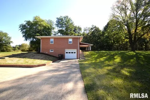 11455 E Richview Rd, Mount Vernon, IL 62864 photo 9