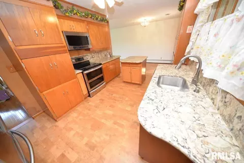 11455 E Richview Rd, Mount Vernon, IL 62864 photo 22
