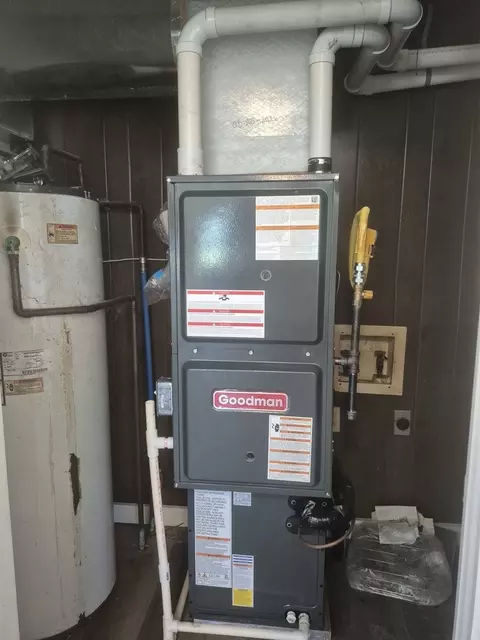 Other - 802 Dillard St, Eldorado, IL 62930 photo 6 of 10