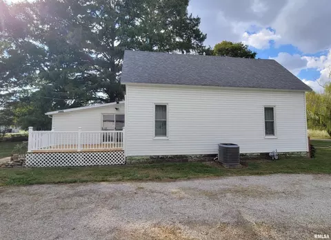 405 Saint Clair St, Odin, IL 62870 photo 33