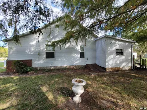 405 Saint Clair St, Odin, IL 62870 photo 45