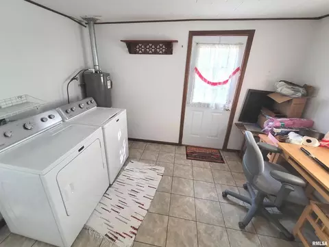 405 Saint Clair St, Odin, IL 62870 photo 25
