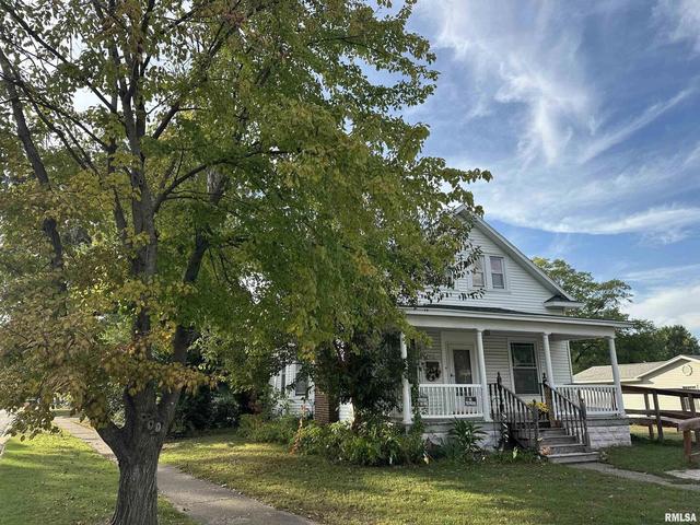 716 Cedar St, Centralia, IL 62801