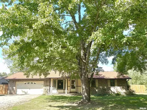 1629 Green St, Centralia, IL 62801
