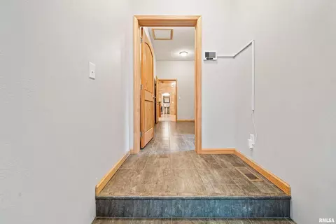 Entry Way - 1115 Hilltop Ln, Simpson, IL 62985 photo 11 of 11