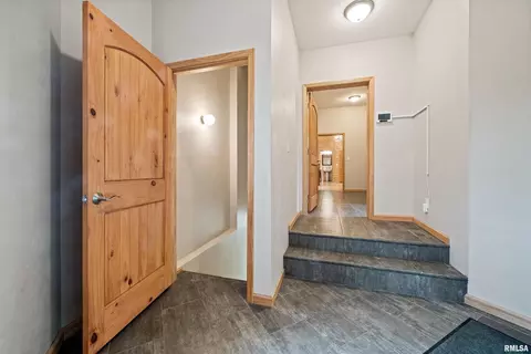 Entry Way - 1115 Hilltop Ln, Simpson, IL 62985 photo 10 of 11
