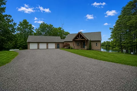Exterior - 1115 Hilltop Ln, Simpson, IL 62985 photo 1 of 9