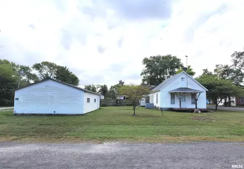1101 S Cherry St, Centralia, IL 62801