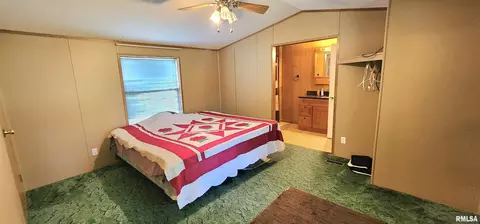 210 E Old Plank Rd, Chester, IL 62233 photo 17