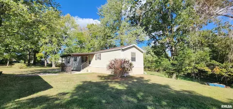 210 E Old Plank Rd, Chester, IL 62233 photo 7