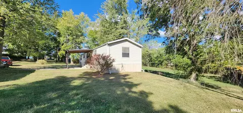 210 E Old Plank Rd, Chester, IL 62233 photo 6