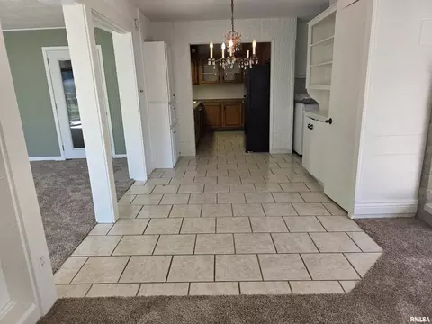32 Circle Dr, Centralia, IL 62801 photo 3