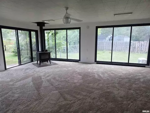 32 Circle Dr, Centralia, IL 62801 photo 7
