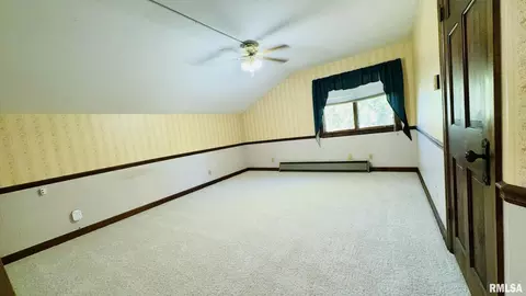 601 1st St, Benton, IL 62812 photo 53