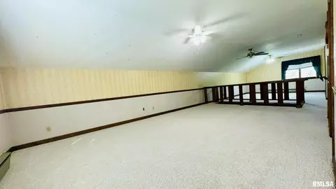 601 1st St, Benton, IL 62812 photo 50