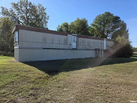 25637 Route 3 Rd, Olive Branch, IL 62969