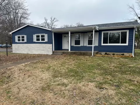 1350 Sebring Way, Carbondale, IL 62901