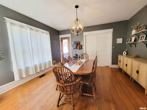 216 E 3rd St, Flora, IL 62839 photo 34