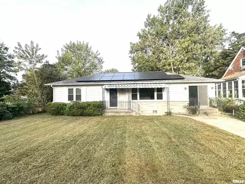 426 Marquis Ave, Centralia, IL 62801