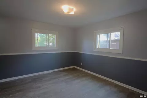 Bedroom - 11 Ridge Rd, Centralia, IL 62801 photo 4 of 5