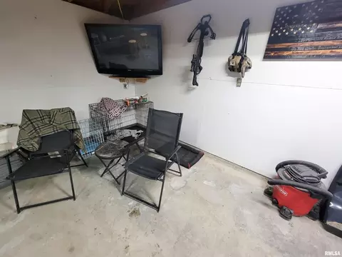 Other - 221 Hickory St, Flora, IL 62839 photo 5 of 26