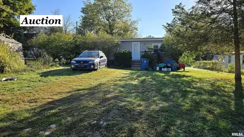 102 S John St, Jonesboro, IL 62952