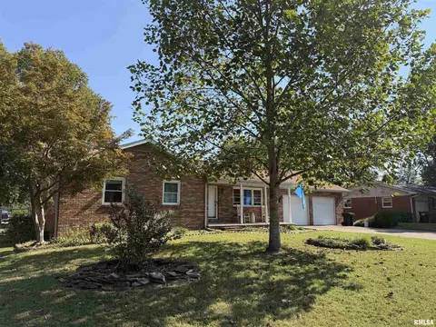 50 Jon St, Metropolis, IL 62960