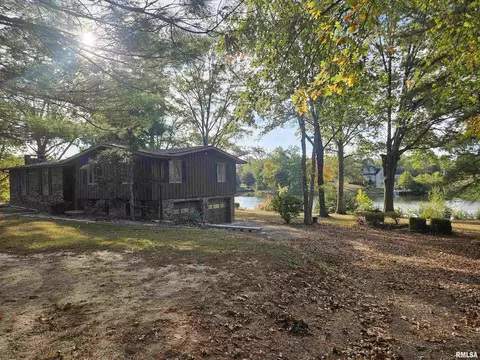 11799 E Webb Rd, Mount Vernon, IL 62864 photo 13